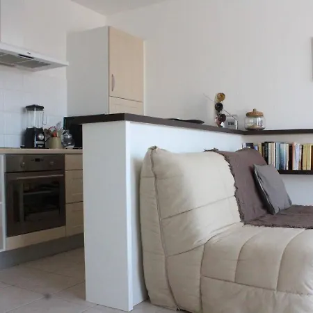Cosy Avec Balcon, Ascenseur, Proche - - Fr-1-246-542 Apartment